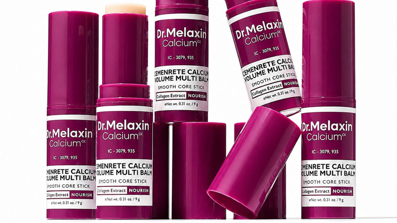 Retinol Intense Advanced Triple Action Eye Cream" är en ögonkräm som reducerar rynkor, tecken på åldrande och ojämn hudton. Produkten presenteras i en stilren lila och vit förpackning.