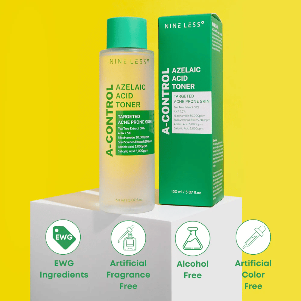 Nine Less -pullon ja pakkauksen A-Control Azelaic Acid Toner keltainen tausta vihreillä ikoneilla, jotka merkitsevät EWG-ainesosia, alkoholiton, hajusteeton ja väriaineeton.