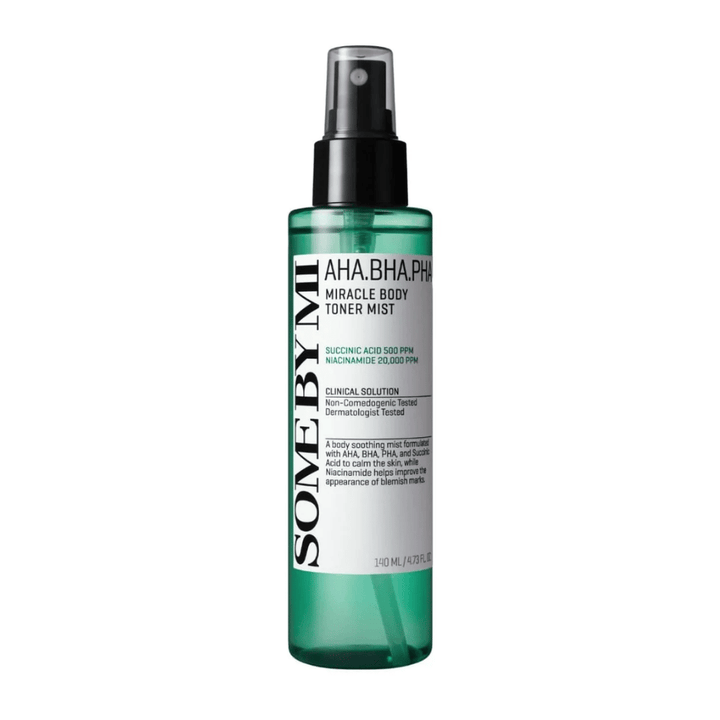 Some By Mi AHA BHA PHA Miracle Body Toner Mist vartalosuihke – korealainen kuoriva suihke, joka auttaa puhdistamaan huokosia, vähentämään finnejä ja tasoittamaan ihoa.