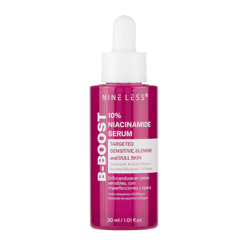 B-Boost 10% Niacinamide Serum pullollisessa pipetillä.