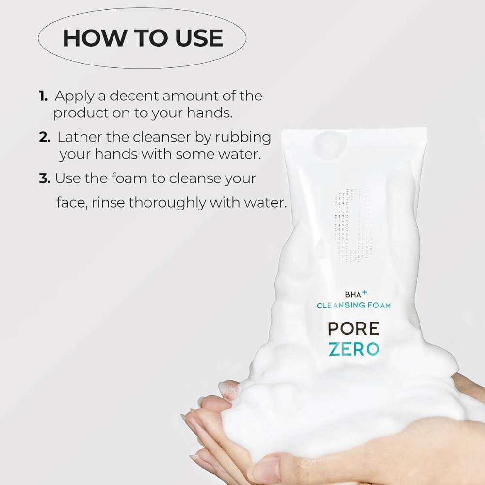 Ohjekuva, joka näyttää vaihe vaiheelta, miten Be The Skin BHA+ Pore Zero Cleansing Foam käytetään. Tuote esitetään runsaan vaahdon kanssa korostamaan pehmeää ja vaahtoavaa puhdistusta.