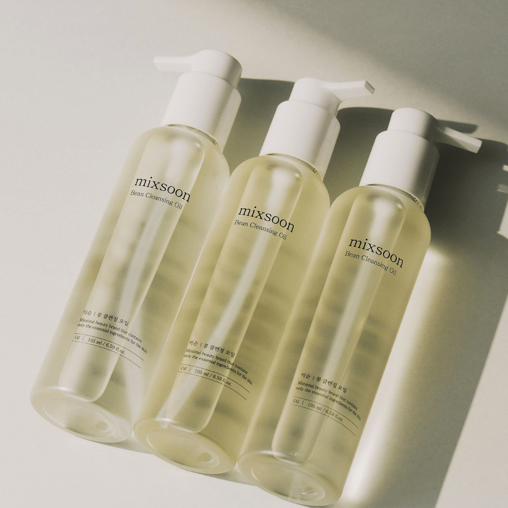 Kolme pulloa Mixsoon Bean Cleansing Oil – korealainen öljypohjainen puhdistus, joka poistaa hellävaraisesti meikin, epäpuhtaudet ja kosteuttaa ihoa.
