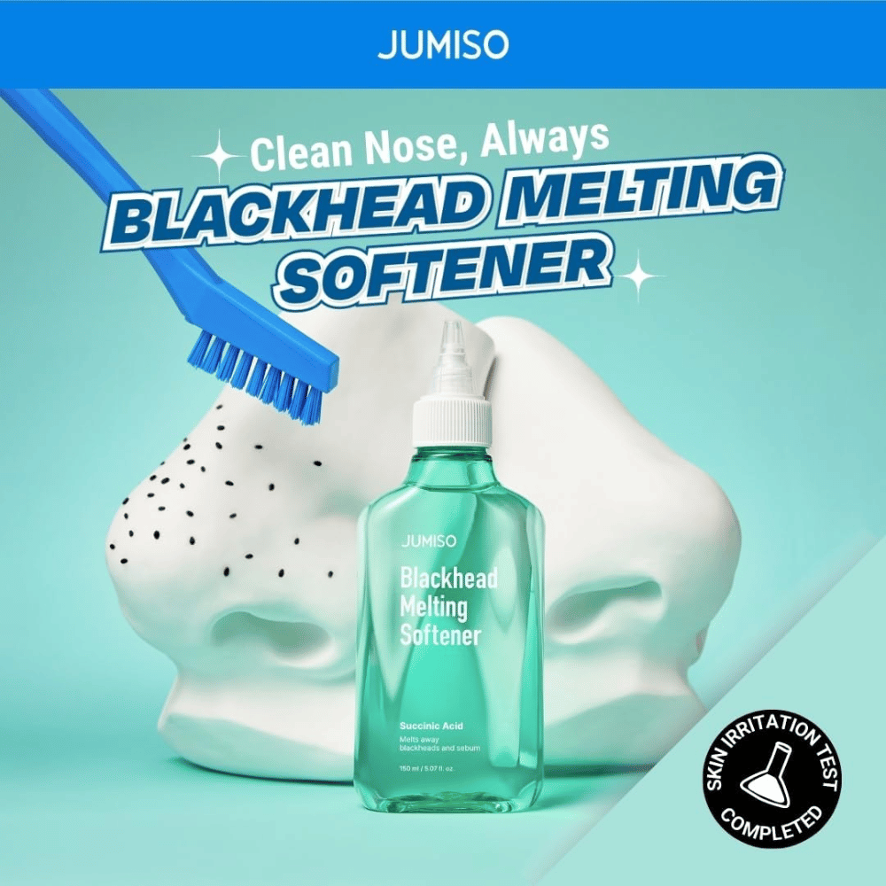 JUMISO Blackhead Melting Softener harjalla valkoista nenämallia vastaan. Teksti: ”Clean Nose, Always”. Kliinisesti testattu ihoärsytyksen varalta.