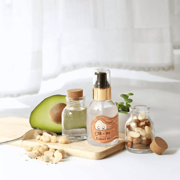 Elizavecca CER-100 Hair Muscle Essence Oil – korealainen hiusöljy avokadolla ja luonnollisilla öljyillä, joka auttaa kosteuttamaan, vahvistamaan ja antamaan kiiltoa kuiville ja vaurioituneille hiuksille.
