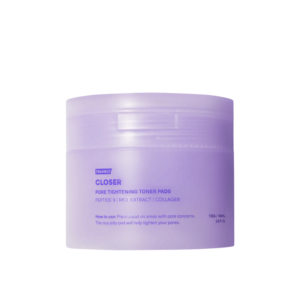 Tuotekuva FRANKLY Closer Pore Tightening Toner Pads purppuraisessa purkissa. Toner-tyynyt peptideillä, riisiuutteella ja kollageenilla huokosten hienontamiseen.