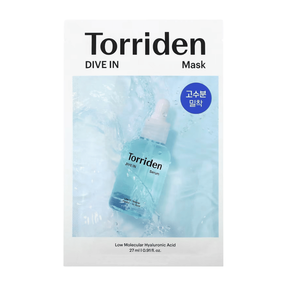 Pakkaus "Torriden Dive In Mask" hyaluronihapolla, vesitaustalla.