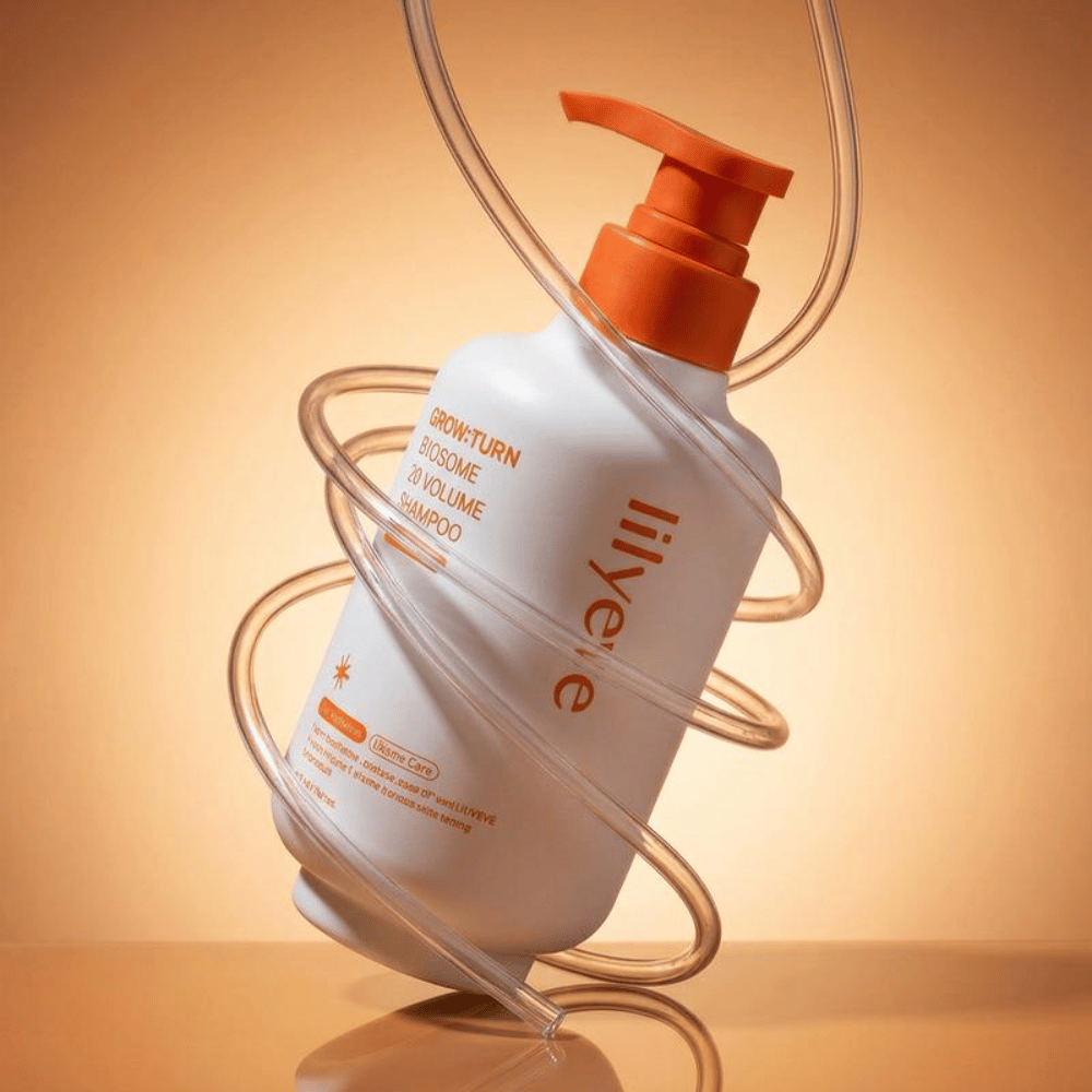 LILYEVE Grow:Turn Exosome 3D Volume Shampoo modernilla muotoilulla ja pumppupullolla helppoa käyttöä varten