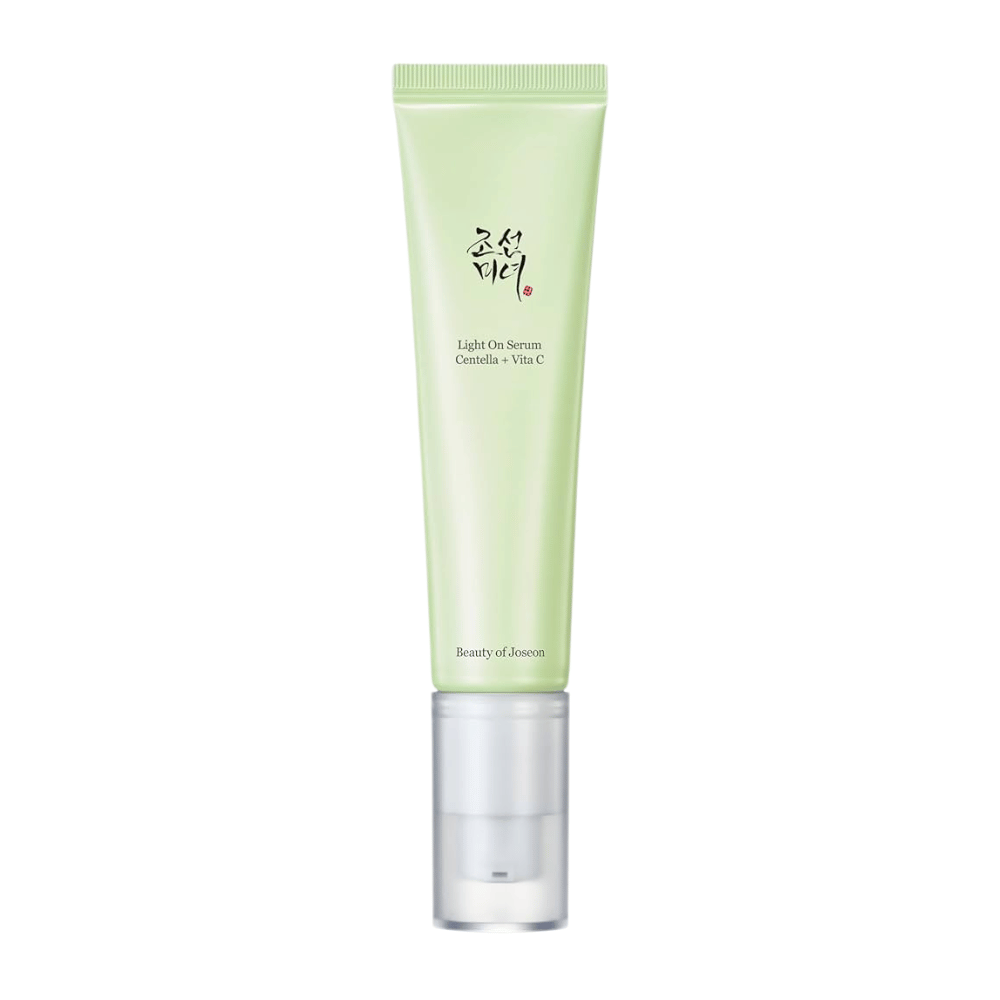 Beauty of Joseon Light On Serum vaaleanvihreässä pumppupullossa, joka sisältää Centellaa ja C-vitamiinia ihon hehkua antavaan hoitoon.