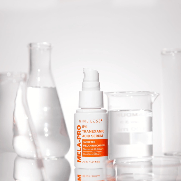 NINE LESS MELA-PRO 5% Tranexamic Acid Serum traneksaamihapolla ja niasiiniamidilla, tasoittava kasvoseerumi kirkkaammalle iholle.