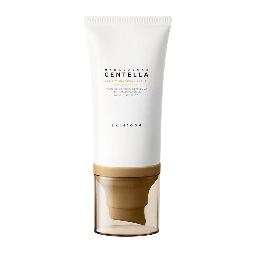SKIN1004 Madagascar Centella Air-Fit Suncream Light SPF30 PA++++ – kevyt aurinkovoide, joka sisältää centella asiaticaa ja suojaa ihoa, kosteuttaa ja sopii herkälle iholle.