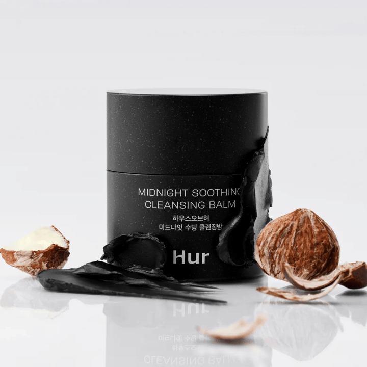 Miten Midnight Soothing Cleansing Balm balmikoostumuksella ja luonnollisilla ainesosilla. Hellävarainen kasvojen puhdistus, joka rauhoittaa ihoa ja poistaa meikin.