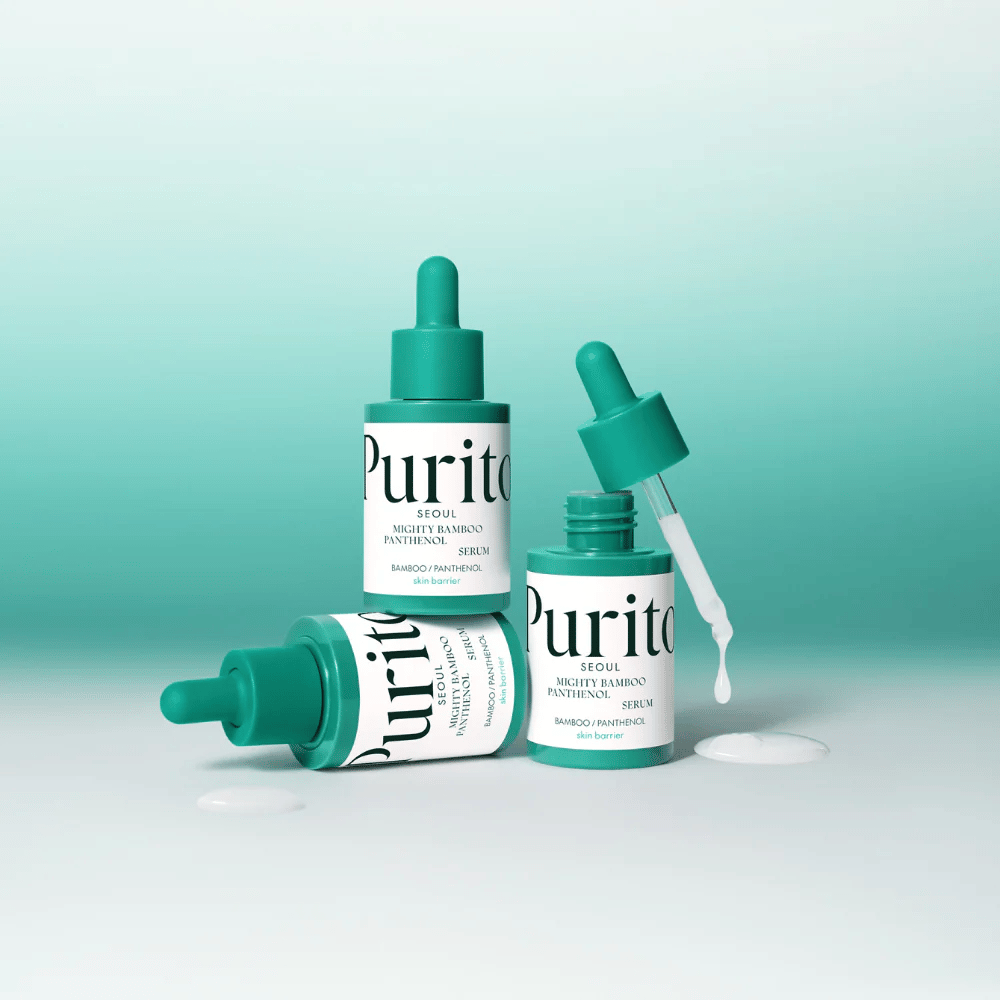 Kolme pulloa Purito Mighty Bamboo Panthenol Serum – kosteuttava seerumi, joka vahvistaa ihon suojamuuria ja antaa raikkaan hehkun.