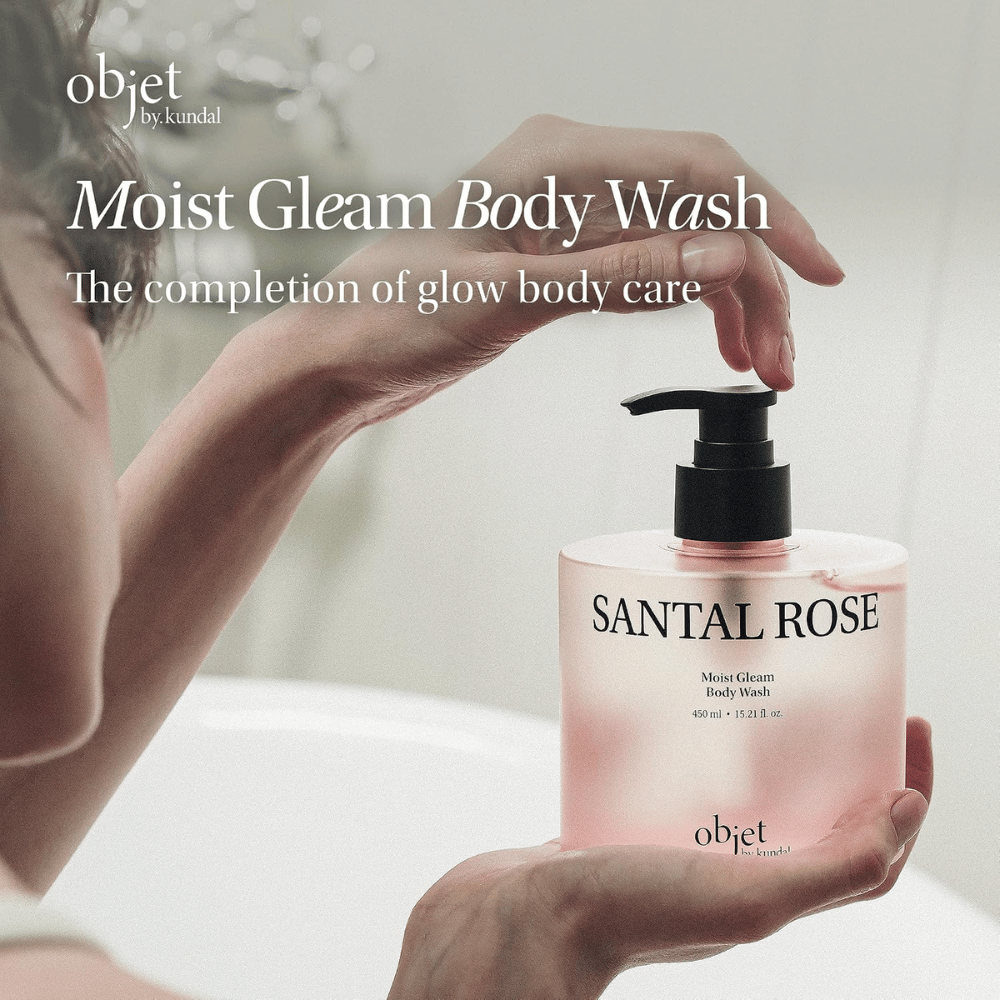 Objet by KUNDAL Santal Rose Moist Gleam Body Wash 450 ml – kosteuttava ja kuoriva vartalonpuhdistusaine pehmeälle, hehkuvalle iholle.