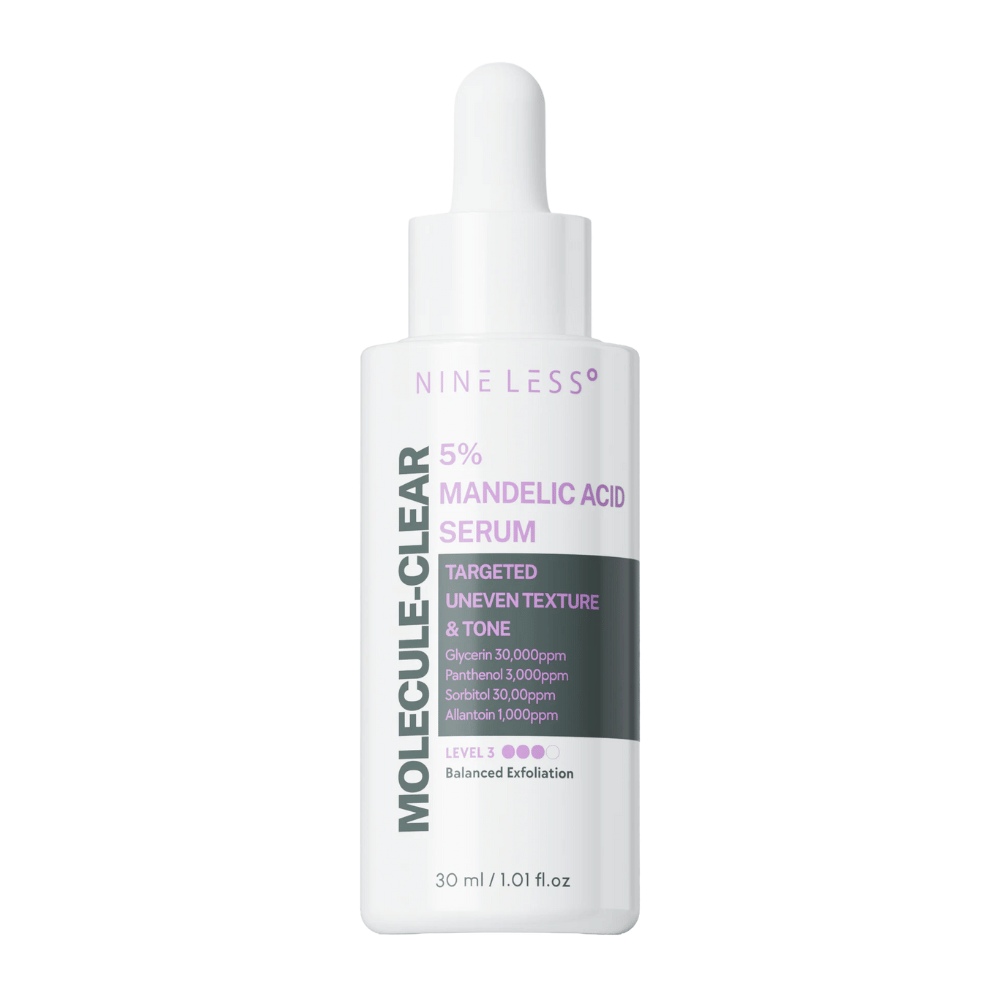 Nine Less Molecule-Clear 5% Mandelic Acid Serum valkoisessa pipettipullossa, suunniteltu herkälle iholle ja tasapainotettuun epätasaisen ihonsävyn ja rakenteen kuorintaan.