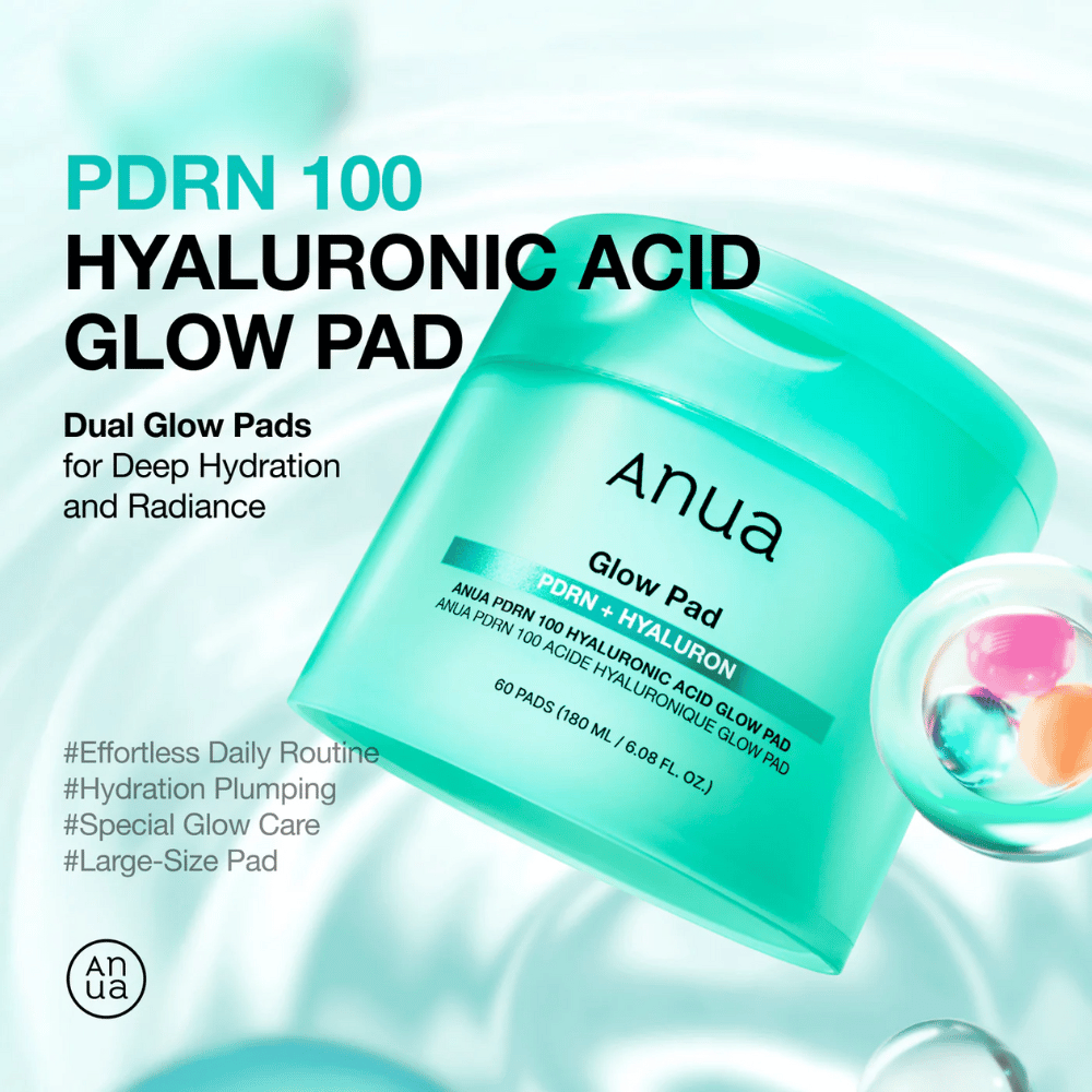 Anua PDRN 100 Hyaluronic Acid Glow Pad turkoosissa purkissa, jossa on teksti kosteudesta, hehkusta ja suuresta tyynykokoisesta – suunniteltu päivittäiseen kosteutukseen ja hehkuun.