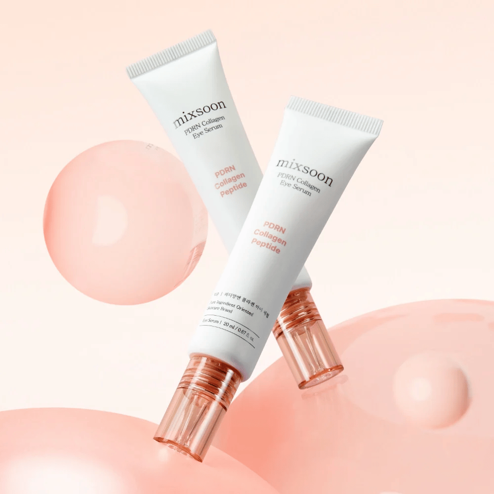 Mixsoon PDRN Collagen Eye Serum vaaleanpunaisten kuplien taustalla. Heleyttävä silmäseerumi, jossa on PDRN, kollageeni ja peptidit.