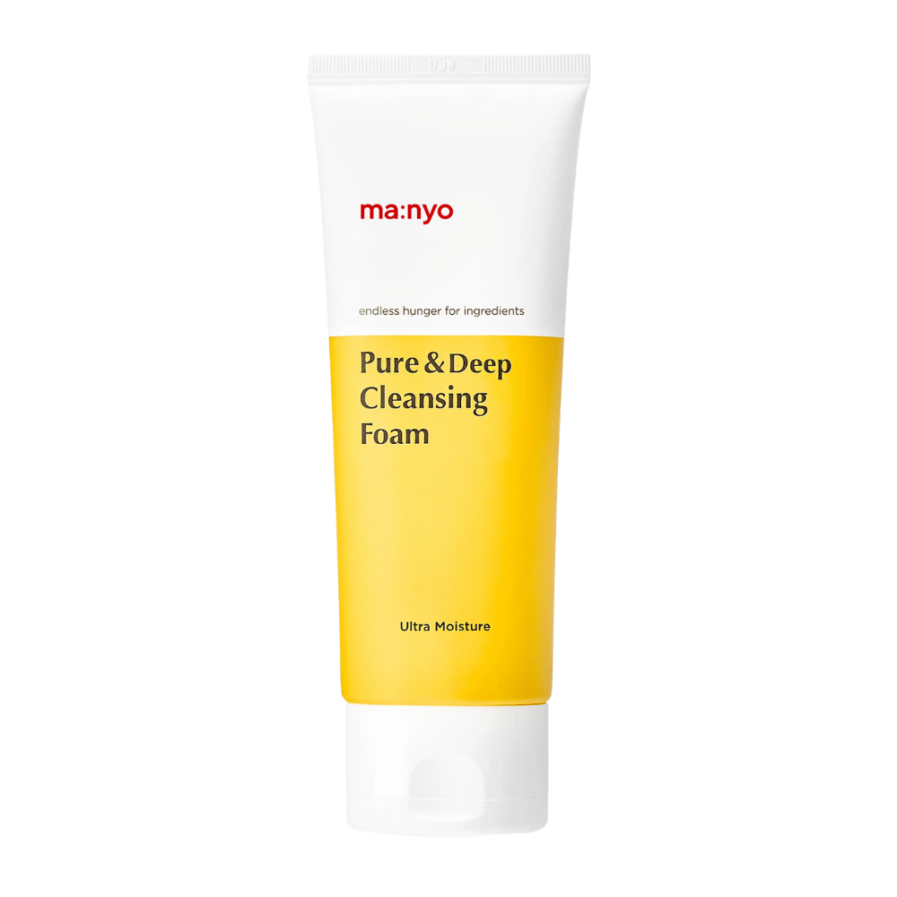 Lähikuva Ma:nyo Pure & Deep Cleansing Foam – ultra moisture -kaava, joka puhdistaa hellävaraisesti ja kosteuttaa ihoa syvältä.