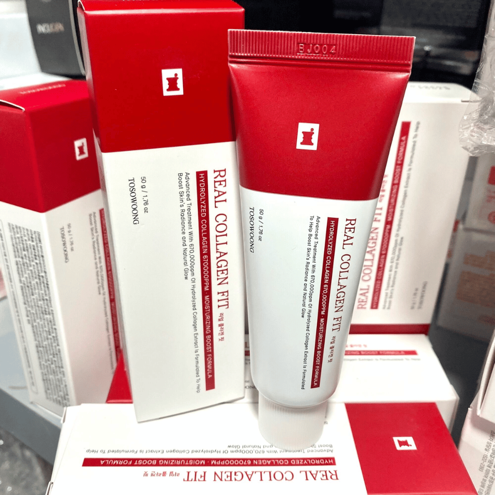 Tosowoong Real Collagen Fit sisältää hydrolysoitua kollageenia ja kosteuttaa ihoa syvältä samalla kun se vahvistaa ihon kimmoisuutta. Koostumus parantaa ihon hehkua ja luonnollista suojaa, mikä antaa raikkaan ja nuorekkaan ulkonäön. Ihanteellinen päivittäiseen käyttöön.