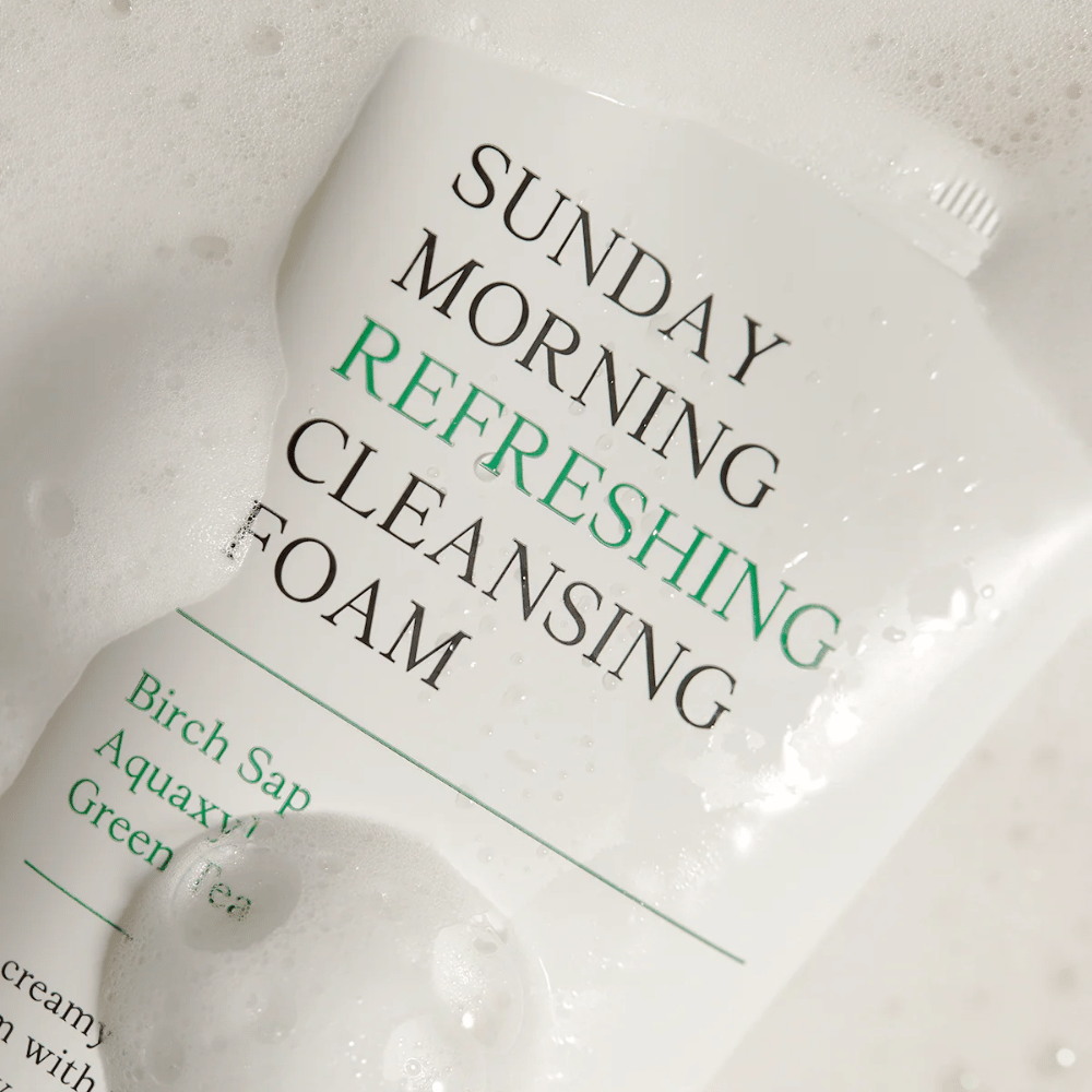AXIS-Y Sunday Morning Refreshing Cleansing Foam kermaisen puhdistusvaahdon kanssa