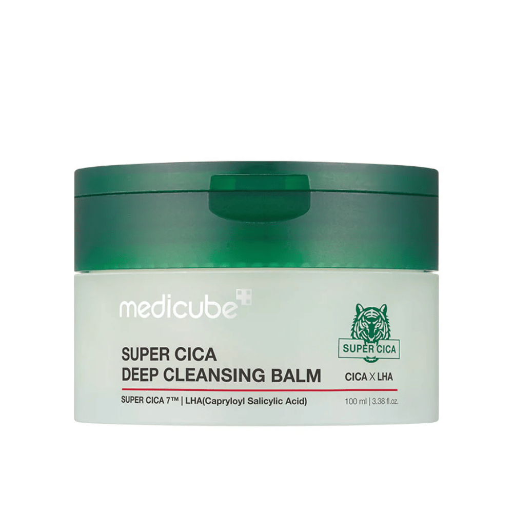 Medicube Super Cica Deep Cleansing Balm on puhdistusbalmi, joka syväpuhdistaa huokoset ja poistaa meikin ja epäpuhtaudet. Se on rikastettu Super Cica:lla ja LHA:lla, jotka rauhoittavat ja tasapainottavat ihoa, jättäen ihon raikkaaksi ja kosteutetuksi.
