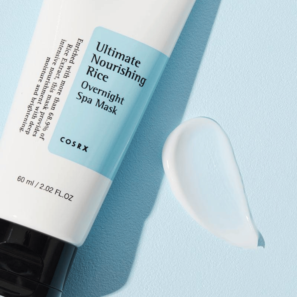 COSRX Rice Overnight Spa Mask kermainen koostumus riisiuutteella, joka antaa hehkua ja pehmeän ihon yön aikana