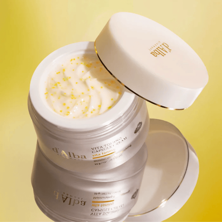 d’Alba Vita Toning Capsule Cream kasvovoide – kosteuttava voide kapseliteknologialla, joka auttaa ravitsemaan ja tasoittamaan ihon rakennetta.