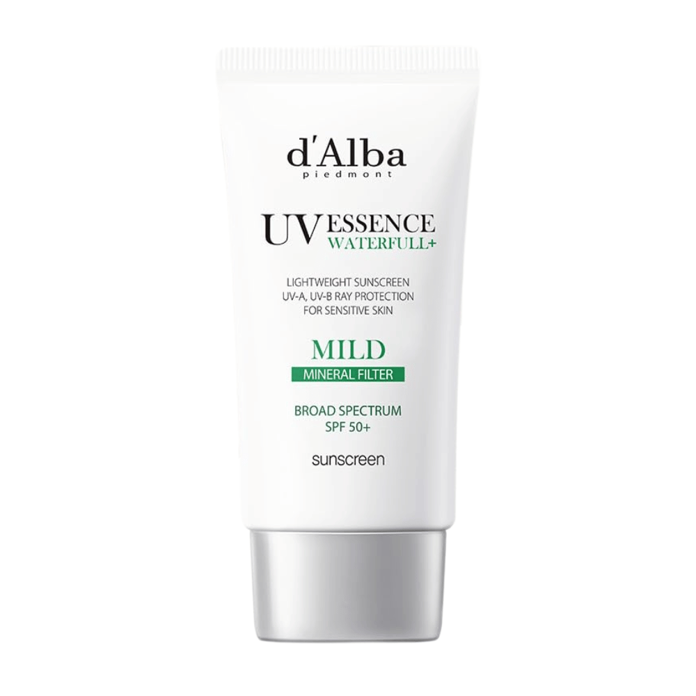 d’Alba Waterfull Mild Sun Cream SPF 50+ – mieto aurinkovoide mineraalifiltterillä, joka suojaa herkkää ihoa UVA/UVB-säteiltä. Kevyt, kosteuttava koostumus tyylikkäässä valkoisessa tuubissa.