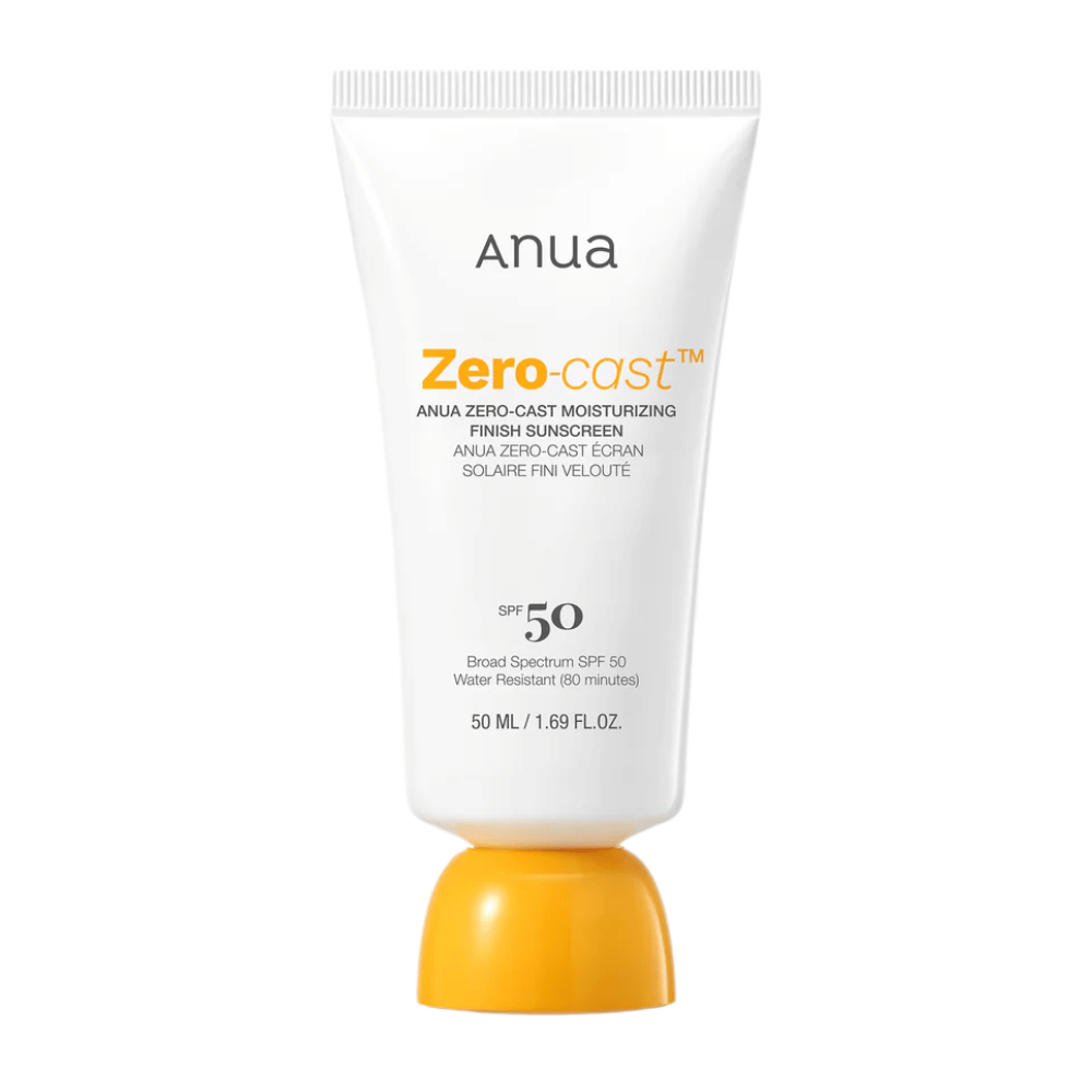Tuotekuva ANUA Zero-Cast Moisturizing Finish Sunscreen SPF 50 valkoisessa tuubissa, jossa on oranssi korkki, 50 ml. Kevyt aurinkovoide ilman valkoista kalvoa, vedenkestävä jopa 80 minuuttia.