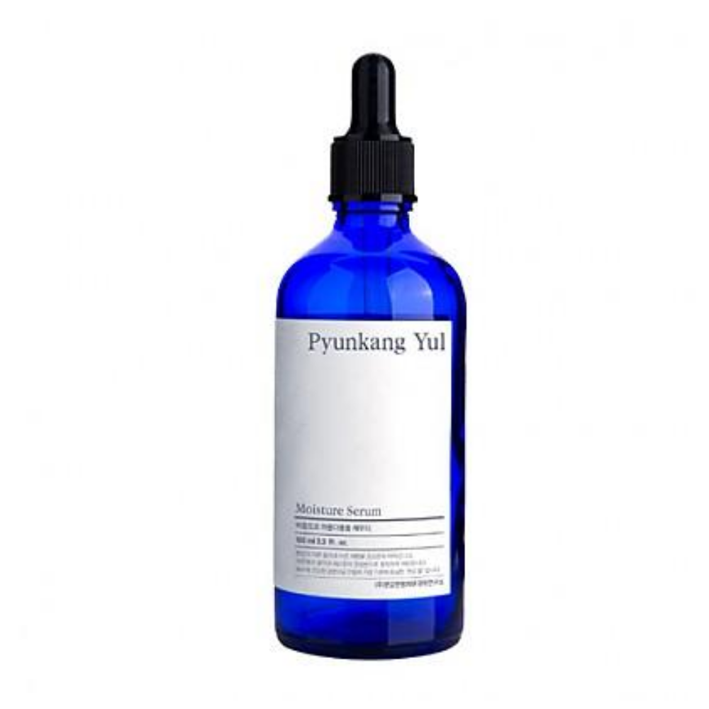100 ml Pyunkang Yul Moisture Serum valkoisella taustalla, joka tasapainottaa ihon kosteustasoa.